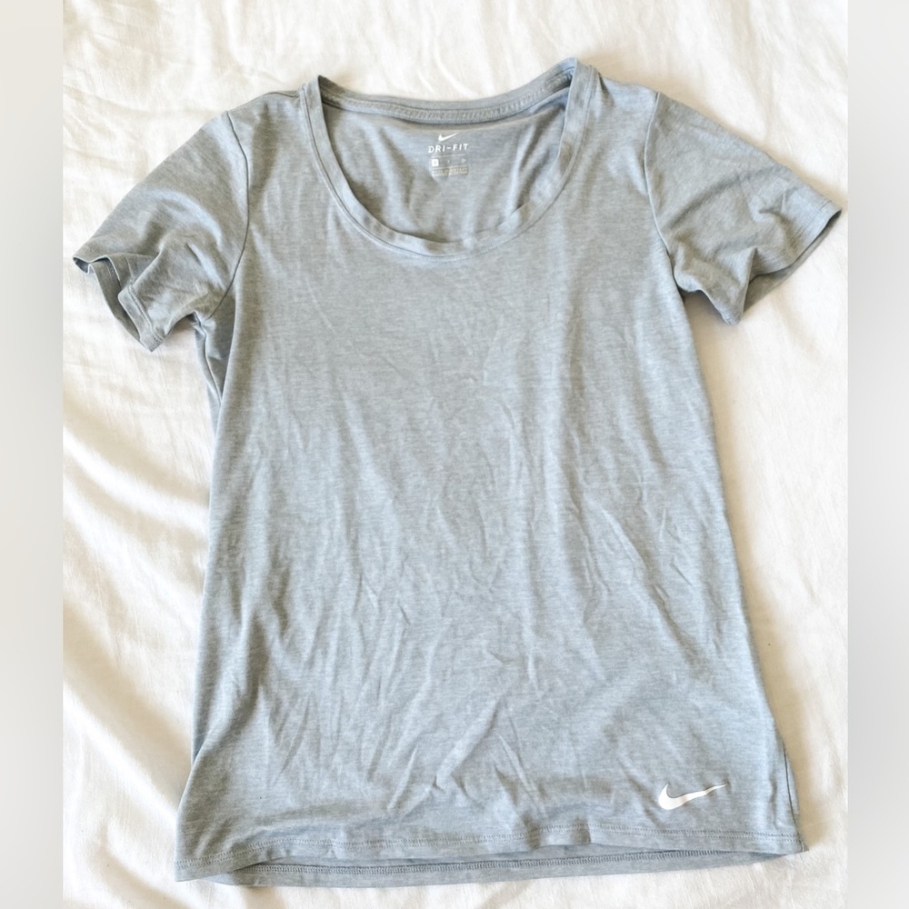 Nike dri-fit tee